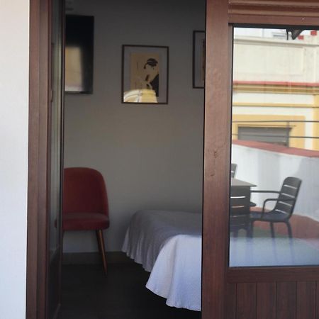 Apartamentos Reyes Catolicos 14 Севиля Екстериор снимка
