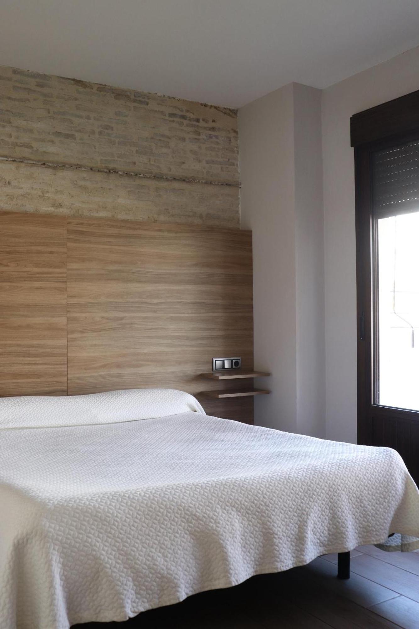 Apartamentos Reyes Catolicos 14 Севиля Екстериор снимка
